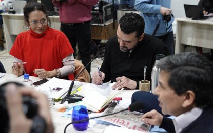 CONVENCIONALES, VECINOS Y VECINAS CELEBRARON EL CONSENSO SOBRE LA NUEVA REDACCIÓN CON PERSPECTIVA DE GÉNERO EN EL ARTÍCULO 30