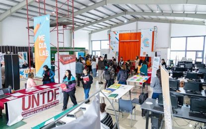 GRAN PARTICIPACIÓN DE ESTUDIANTES EN LA EXPO “CARRERAS Y OFICIOS”