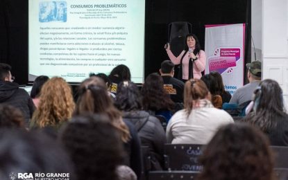JORNADAS DE FORMACIÓN SOBRE CONSUMO PROBLEMÁTICO EN LAS ESCUELAS DE RÍO GRANDE