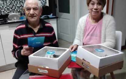 POR EL 102° ANIVERSARIO DE RÍO GRANDE, EL MUNICIPIO ENTREGÓ DESAYUNOS A ANTIGUOS POBLADORES