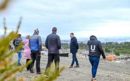 EL MUNICIPIO DE USHUAIA REALIZÓ UNA NUEVA ENTREGA DE DECRETOS DE PREADJUDICACIÓN DE TERRENOS