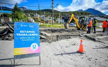 TRABAJOS DE REPAVIMENTACIÓN EN LA AVENIDA PERITO MORENO Y EN GENDARME ARGENTINO