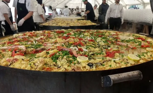 Gastronomía del Sur celebrará el aniversario de Ushuaia con su tradicional paella para 15 mil personas